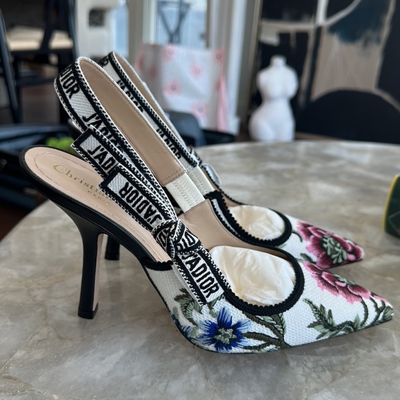 Unworn Dior J’Adior Slingback Pump - Picture 3 of 4